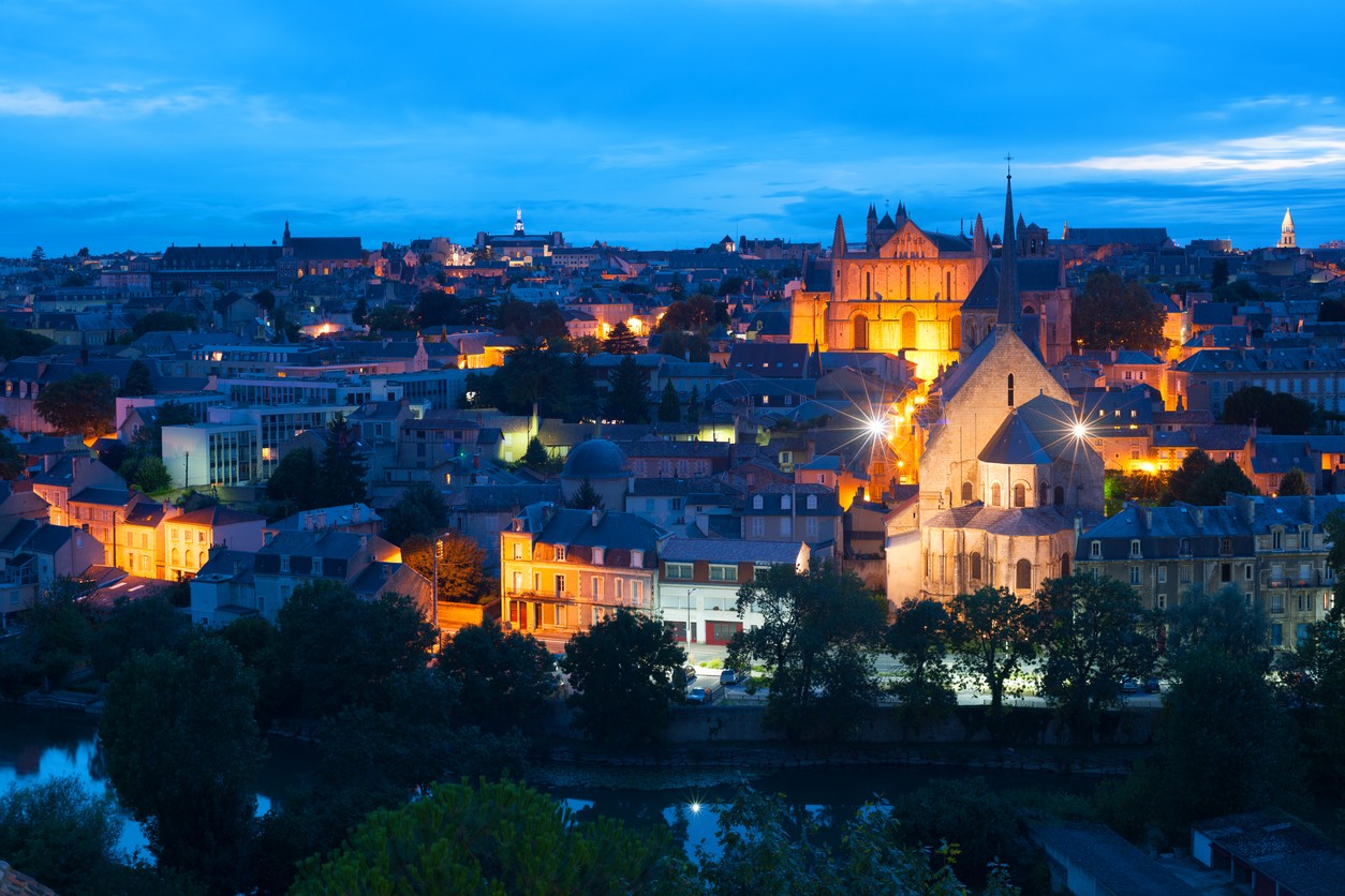 POITIERS